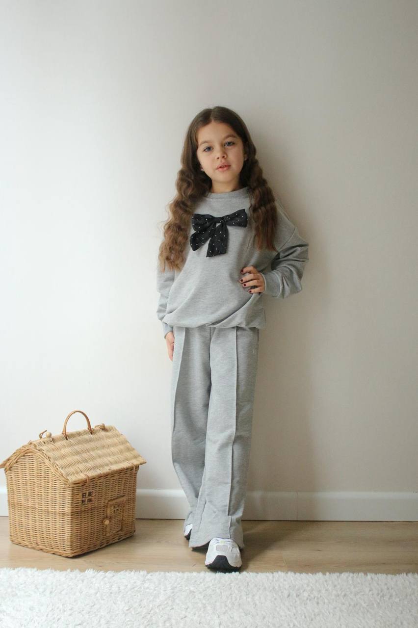Gri Kurdele Desenli Eşofman Takımı