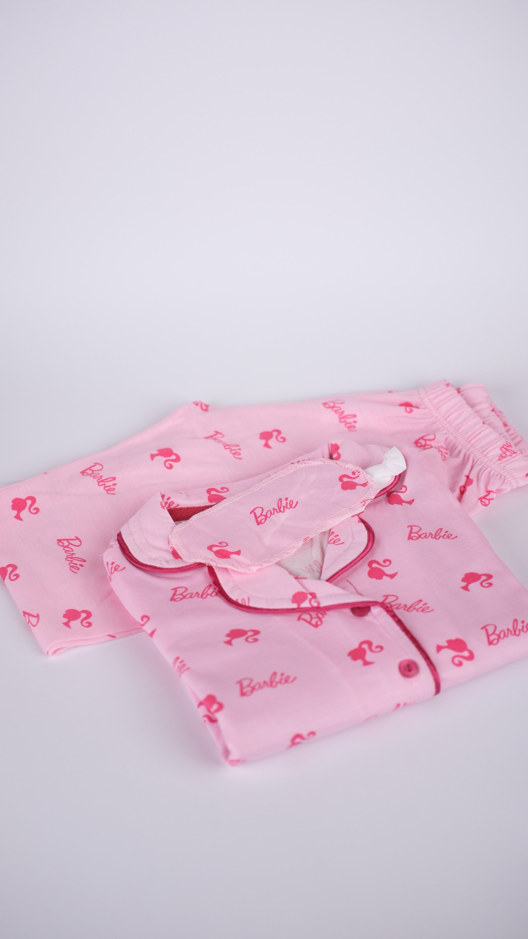 Barbie Desenli Pembe Pijama Takımı