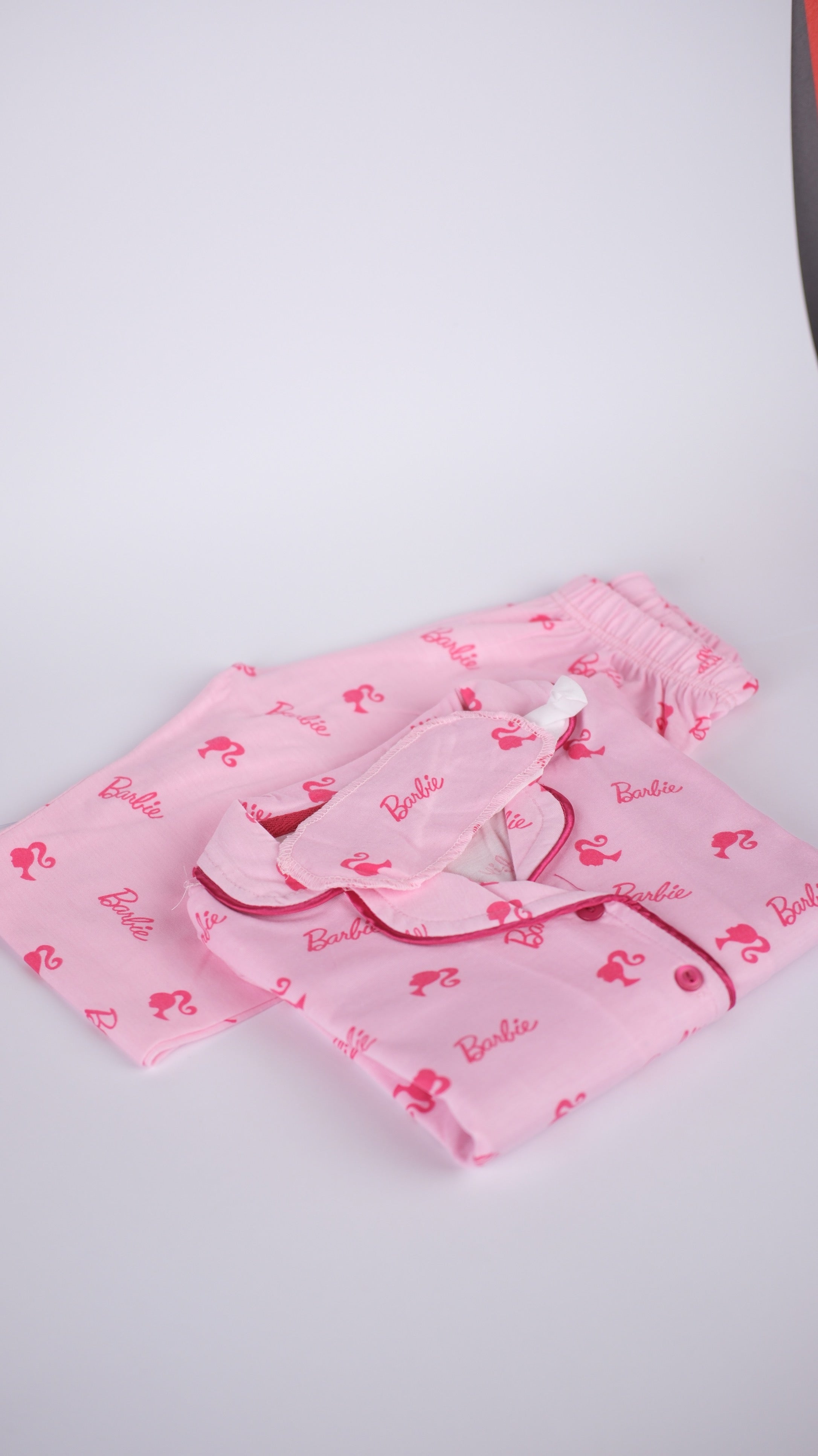 Barbie Desenli Pembe Pijama Takımı