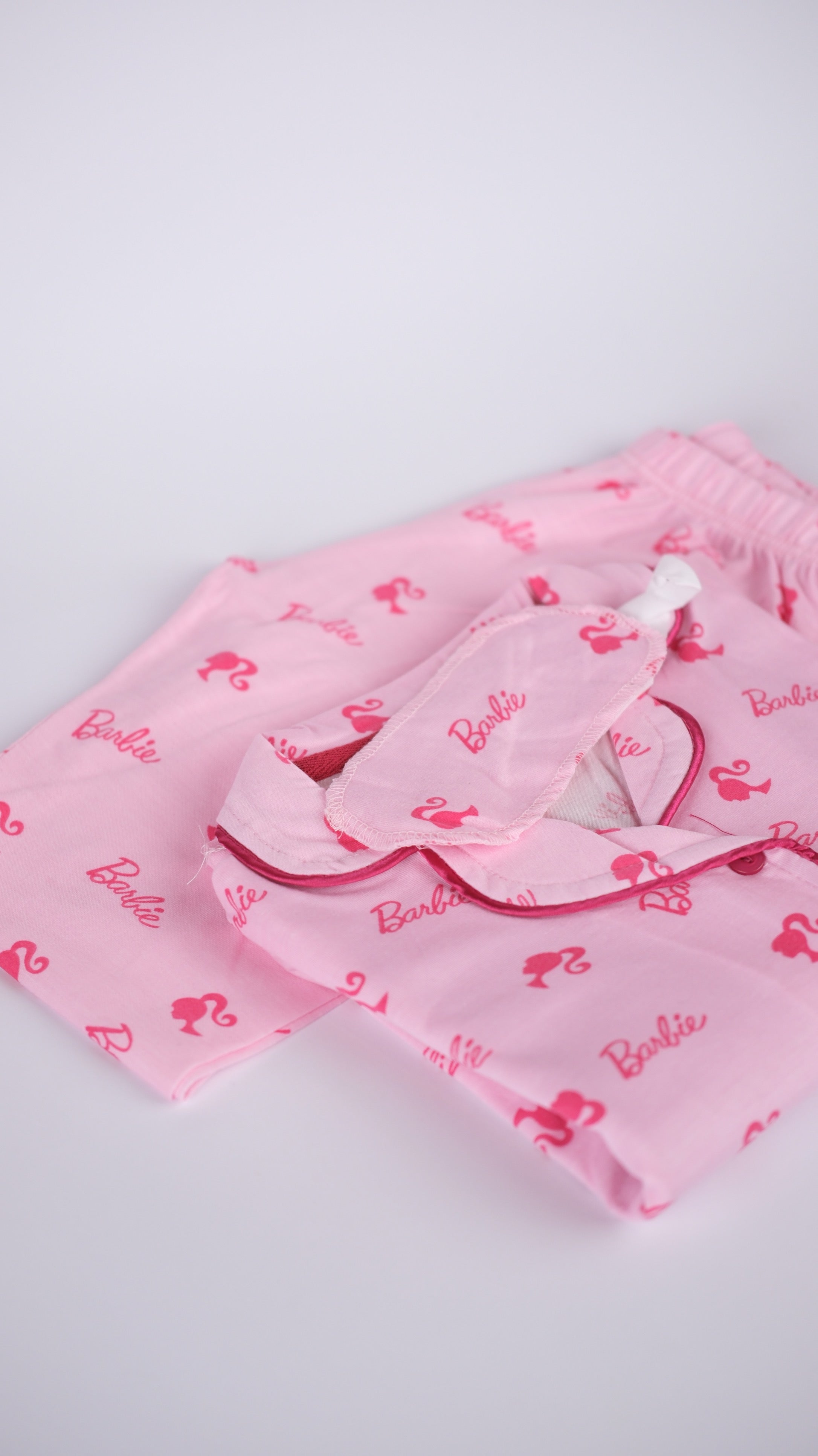 Barbie Desenli Pembe Pijama Takımı